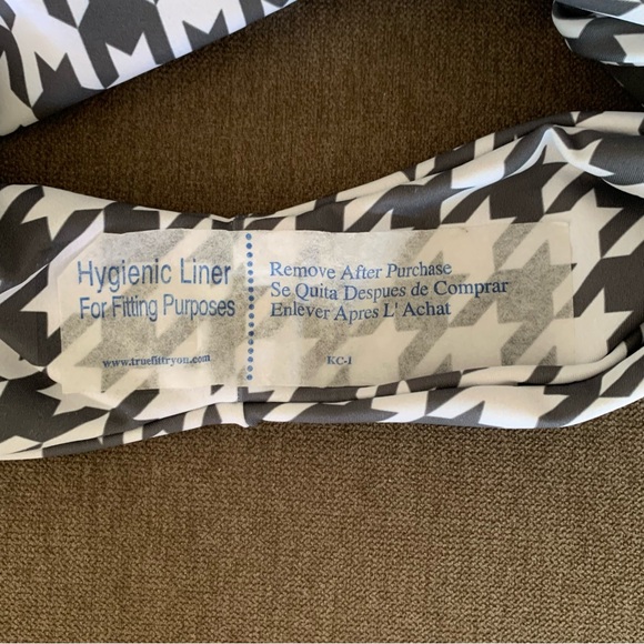 DONATED | SKATIE | Resa one piece in Trestles, XL - Picture 3 of 8